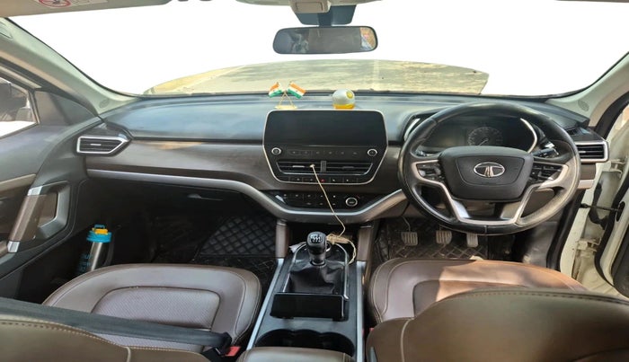 2019 Tata Harrier XZ 2.0L, Diesel, Manual, 99,190 km, interior