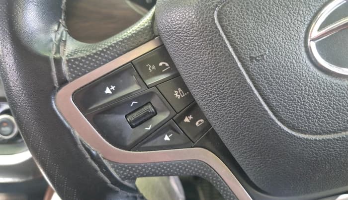2020 Tata Harrier XT 2.0L KRYOTEC, Diesel, Manual, 1,67,014 km, interior