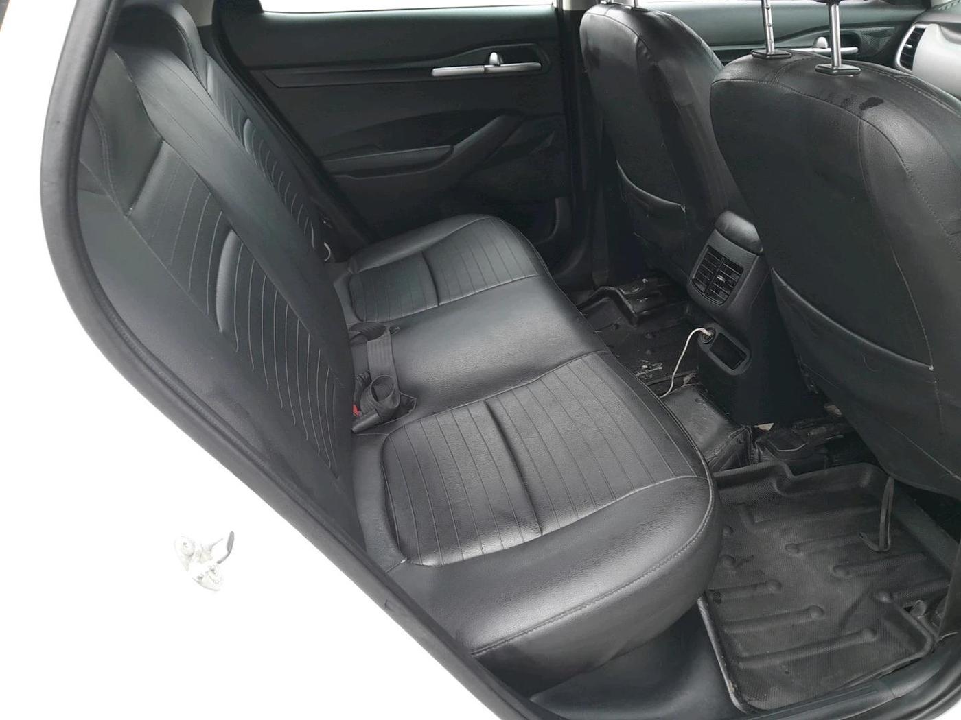 2021 KIA SELTOS HTK 1.5 PETROL, Petrol, Manual, 1,08,649 km, interior