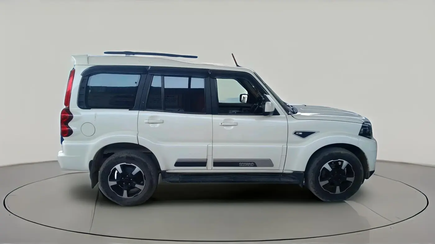 2023 Mahindra SCORPIO CLASSIC S11 7STR, Diesel, Manual, 48,578 km, exterior