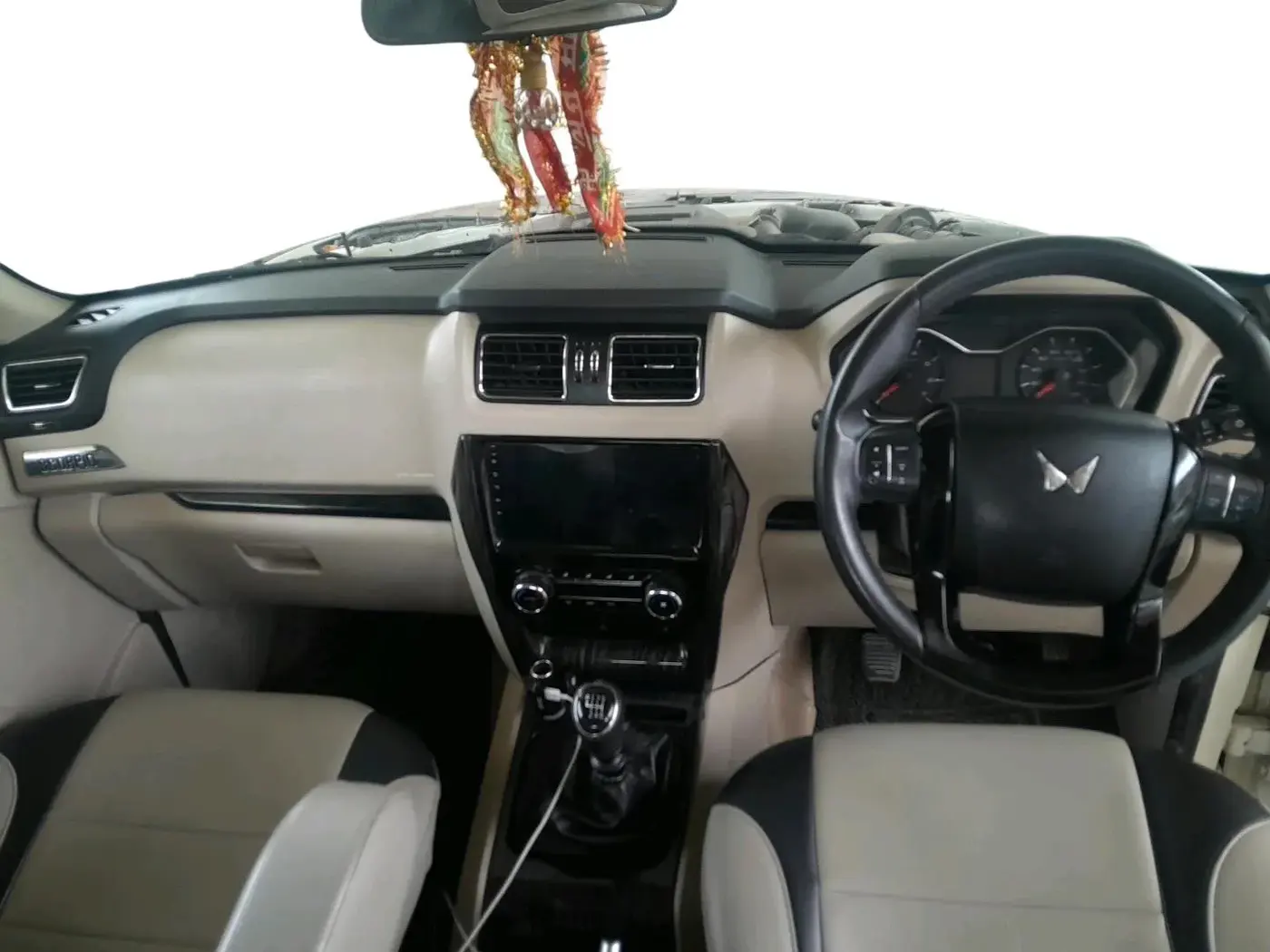 2023 Mahindra SCORPIO CLASSIC S11 7STR, Diesel, Manual, 48,578 km, interior