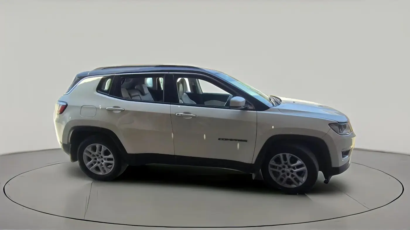 2017 Jeep Compass LIMITED (O) 2.0 DIESEL, Diesel, Manual, 1,38,692 km, exterior