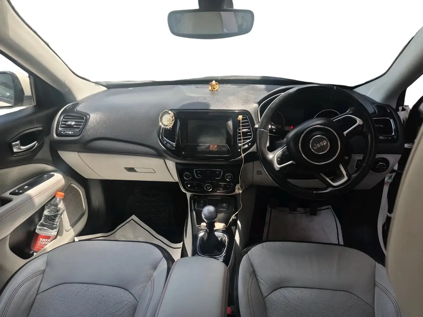 2017 Jeep Compass LIMITED (O) 2.0 DIESEL, Diesel, Manual, 1,38,692 km, interior