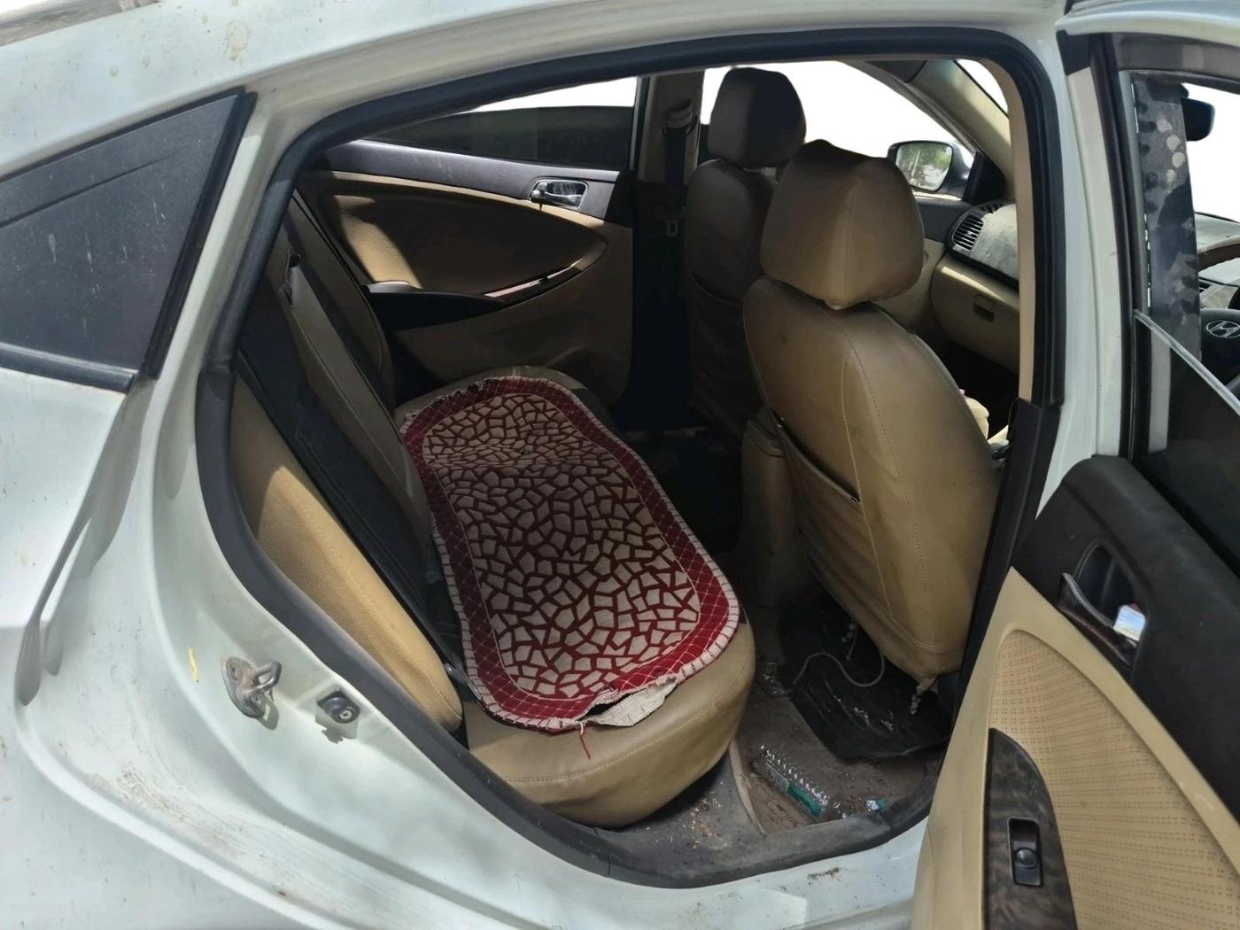 2011 Hyundai Verna FLUIDIC 1.6 CRDI SX OPT AT, Diesel, Automatic, 1,22,331 km, interior