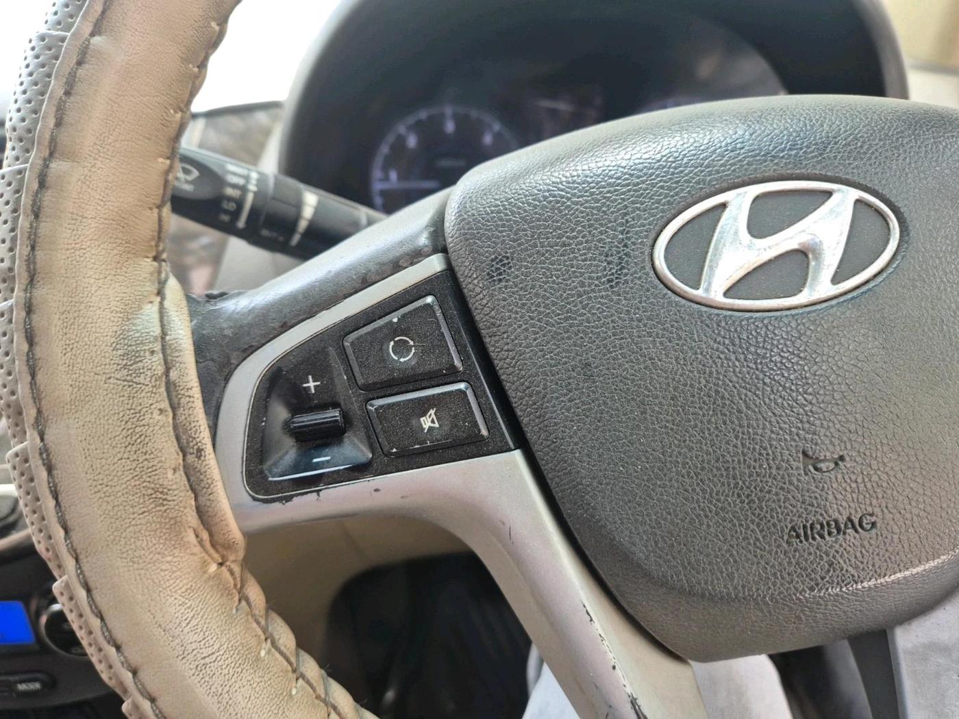 2011 Hyundai Verna FLUIDIC 1.6 CRDI SX OPT AT, Diesel, Automatic, 1,22,331 km, interior