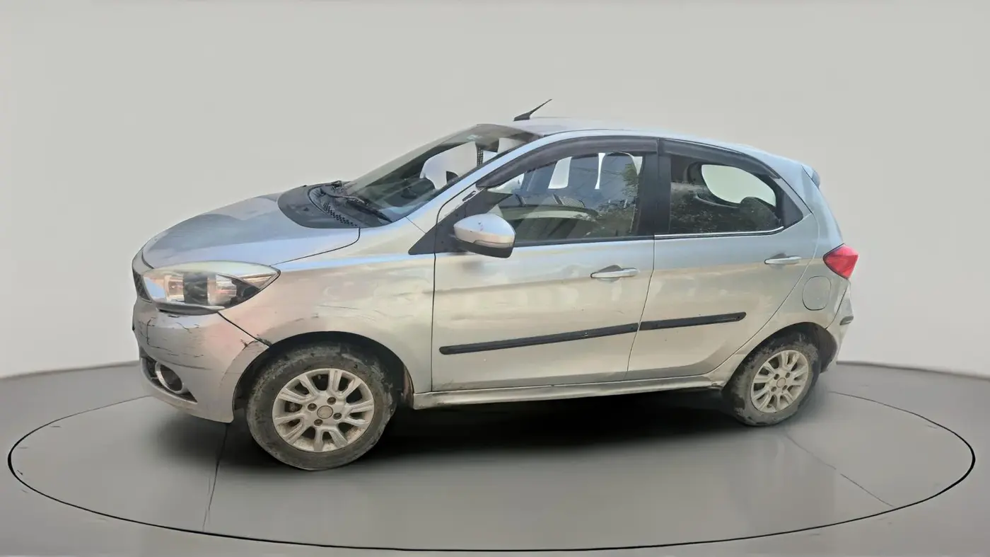 2018 Tata Tiago XZ PETROL, Petrol, Manual, 59,312 km, exterior