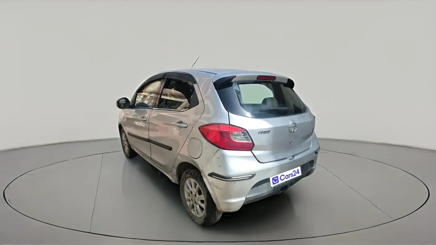 2018 Tata Tiago XZ PETROL, Petrol, Manual, 59,312 km, exterior