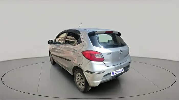 2018 Tata Tiago XZ PETROL, Petrol, Manual, 59,312 km, exterior