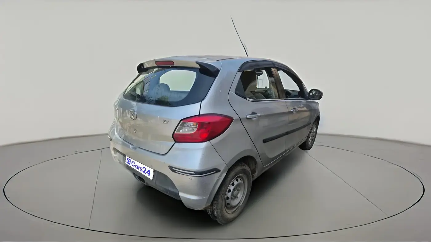 2018 Tata Tiago XZ PETROL, Petrol, Manual, 59,312 km, exterior