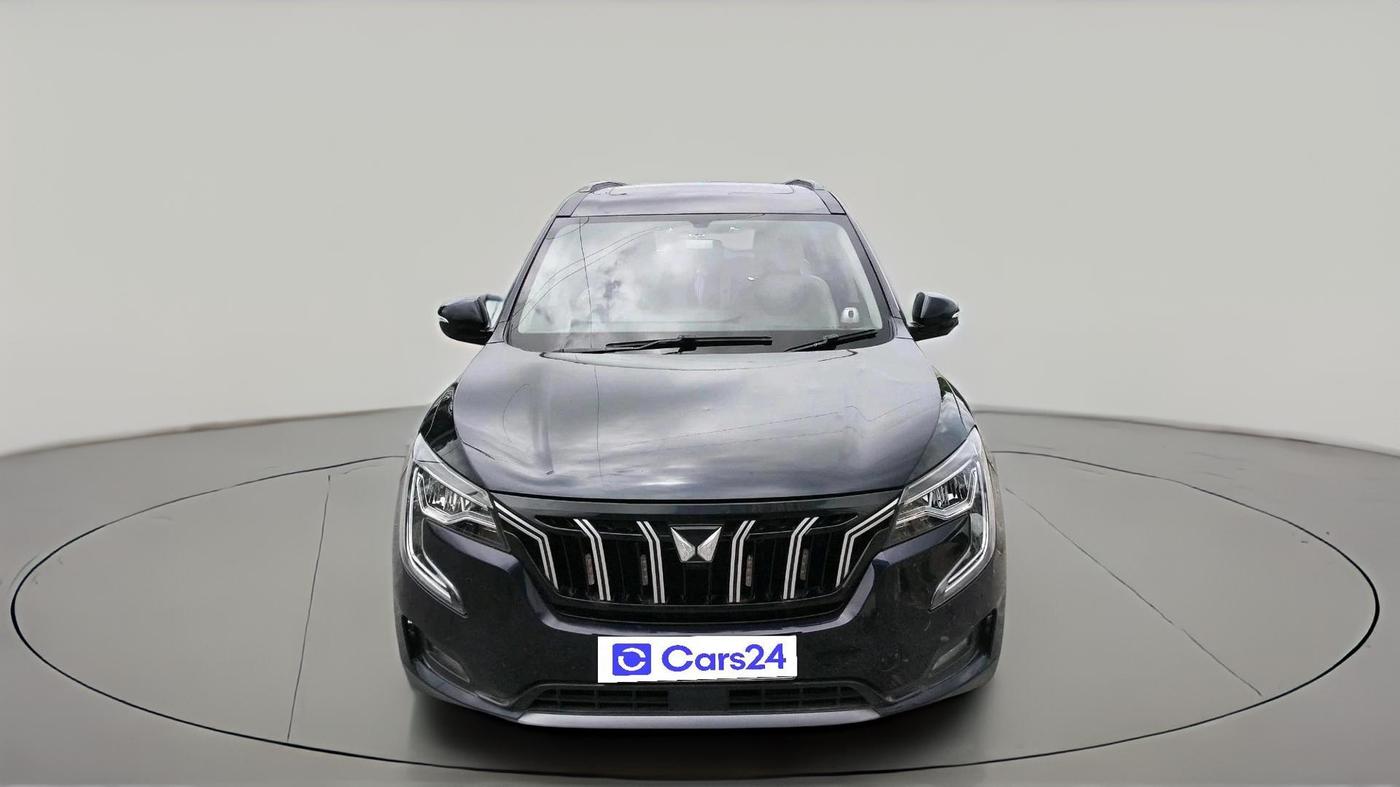 2022 Mahindra XUV700 AX 5 P MT 7 STR, Petrol, Manual, 81,754 km, exterior