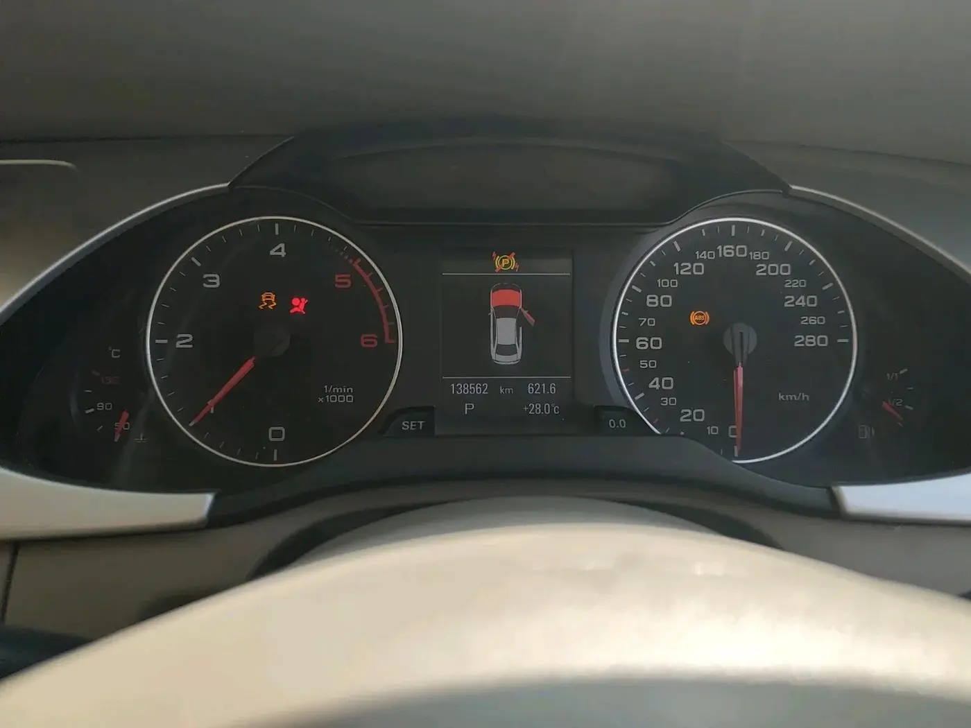 2011 Audi A4 2.0 TDI, Diesel, Automatic, 1,38,562 km, interior