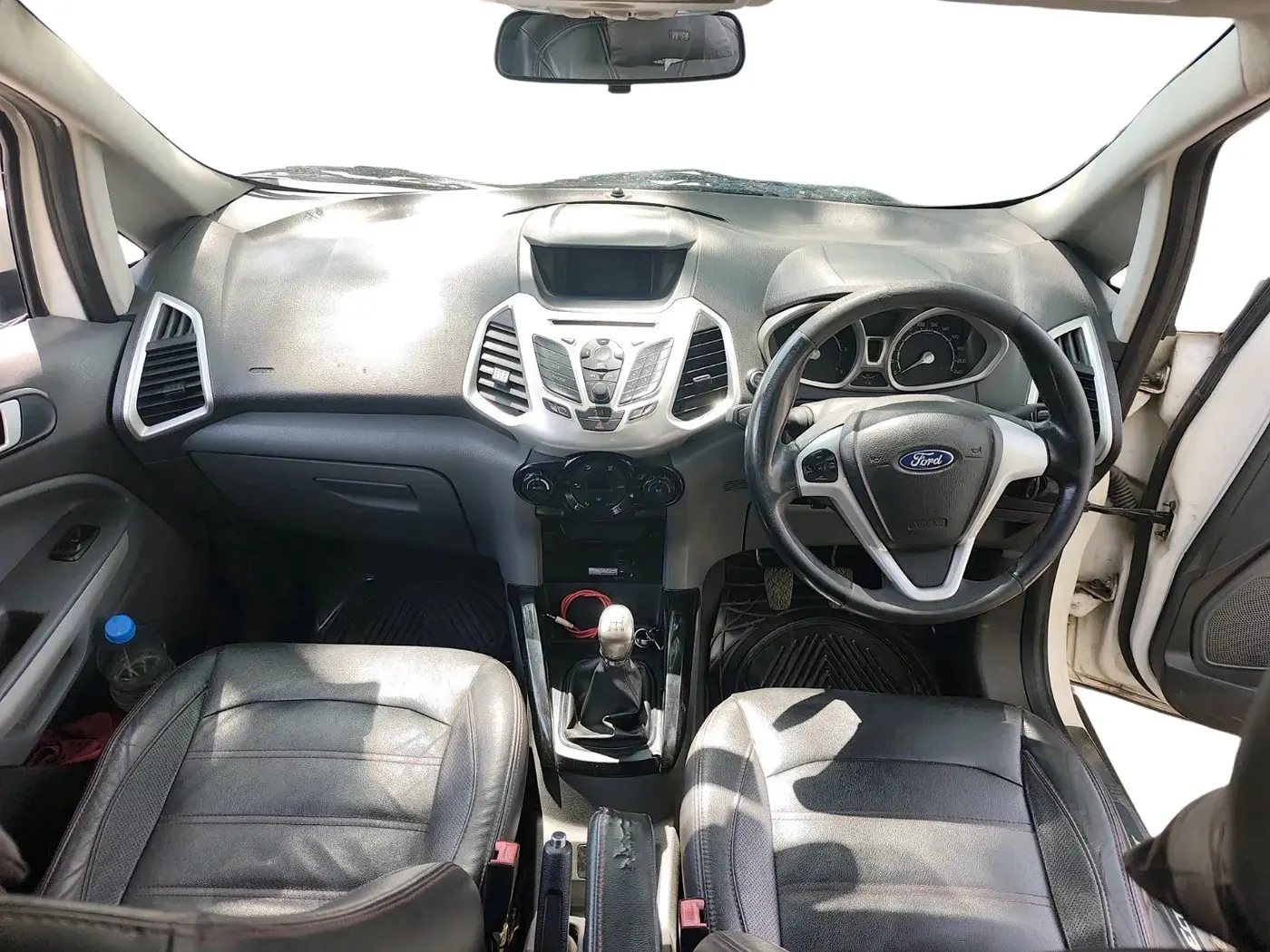 2015 Ford Ecosport TITANIUM 1.5L DIESEL, Diesel, Manual, 1,36,666 km, interior