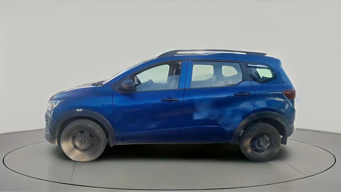 2021 Renault TRIBER RXL MT, CNG, Manual, 96,826 km, exterior