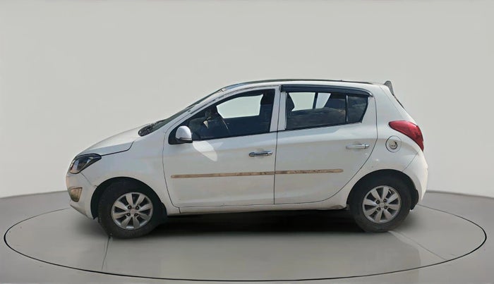 2014 Hyundai i20 SPORTZ 1.4 CRDI, Diesel, Manual, 1,76,012 km, exterior