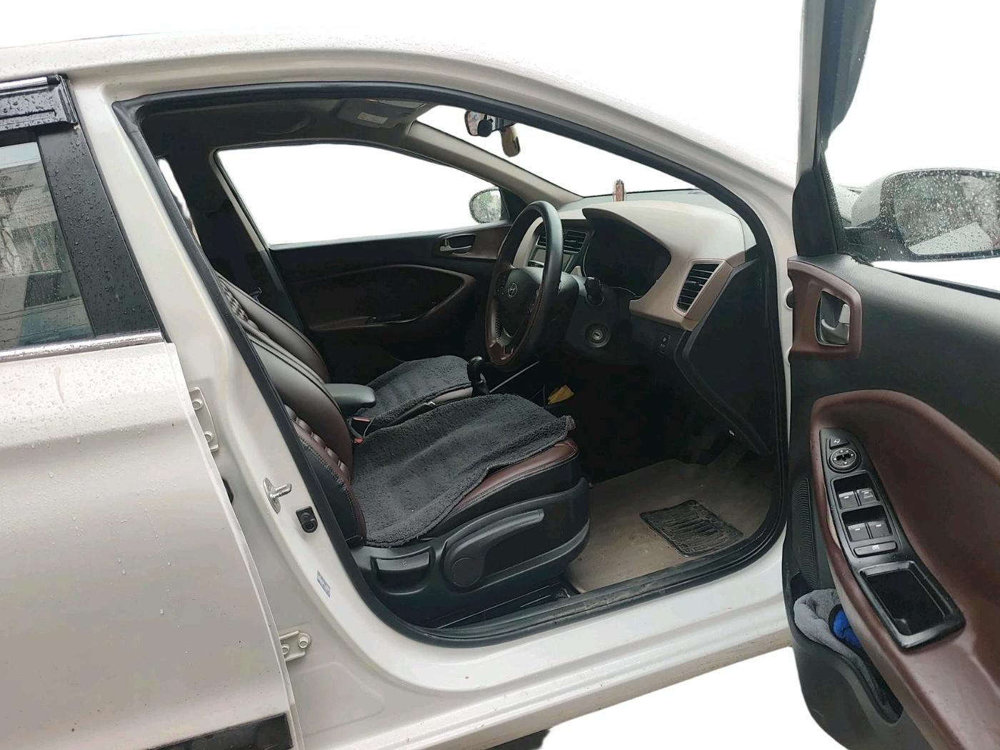 2018 Hyundai Elite i20 SPORTZ 1.2, Petrol, Manual, 85,420 km, interior