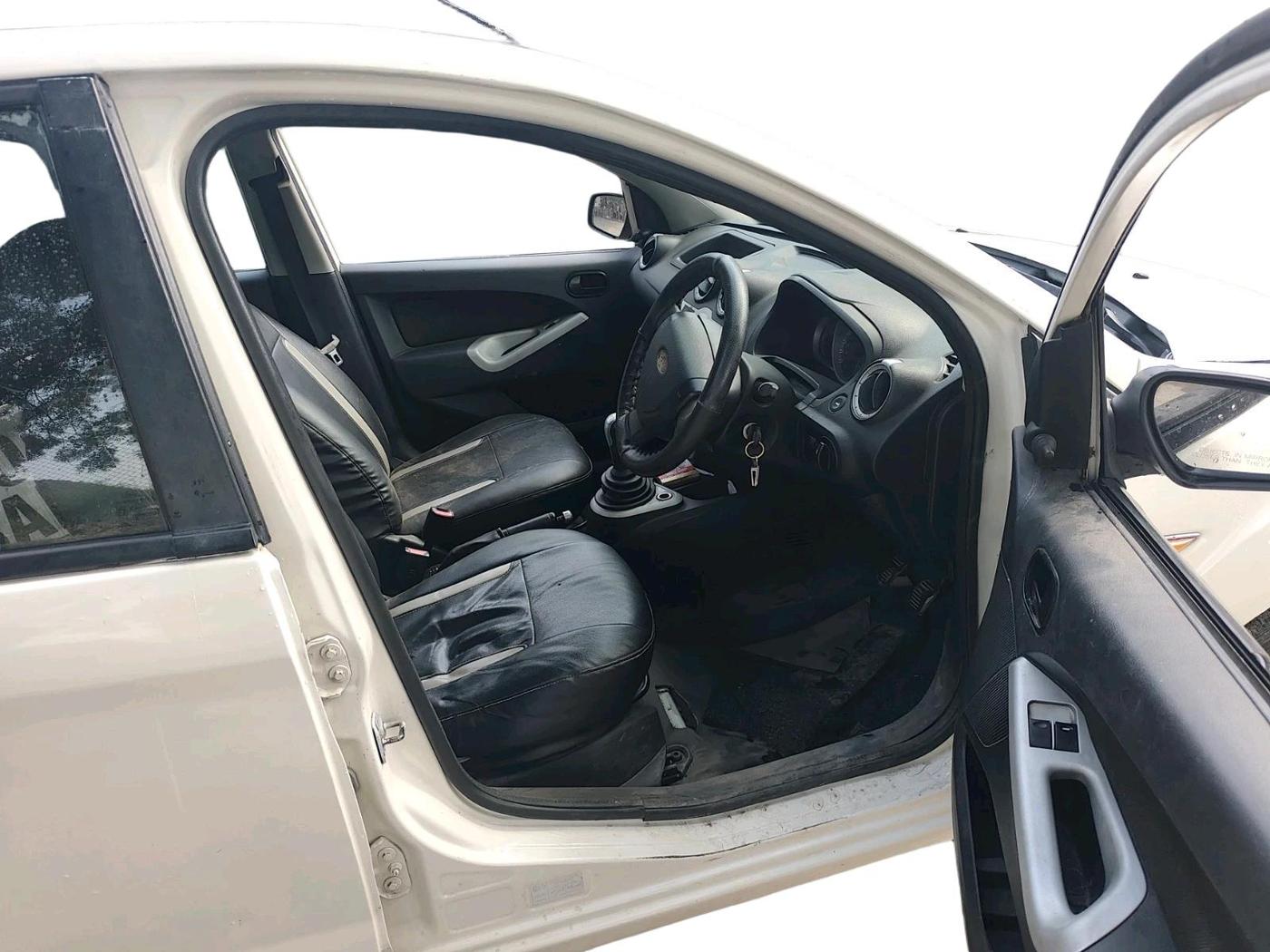 2012 Ford Figo EXI 1.4 DIESEL, Diesel, Manual, 1,33,627 km, interior
