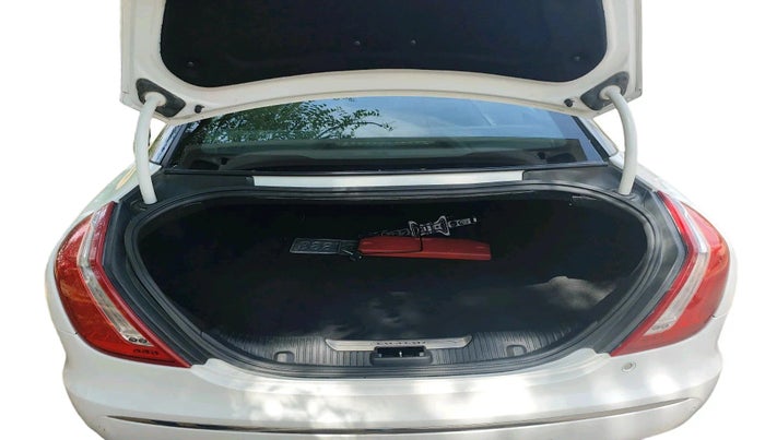 2014 Jaguar XJ L  3.0 Diesel , Diesel, Automatic, 46,335 km, exterior