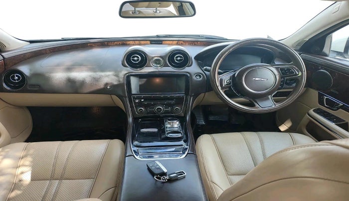 2014 Jaguar XJ L  3.0 Diesel , Diesel, Automatic, 46,335 km, interior