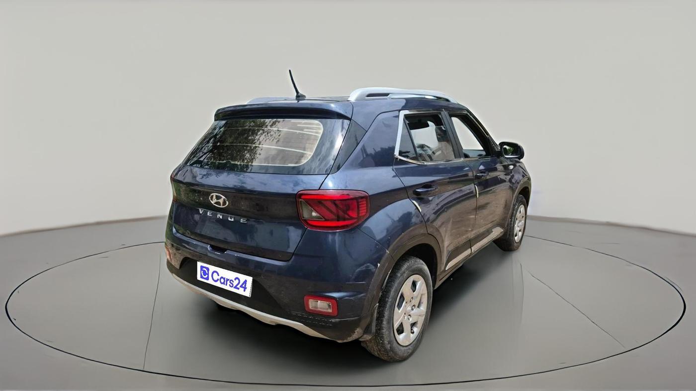 2021 Hyundai VENUE S 1.2, Petrol, Manual, 1,30,616 km, exterior