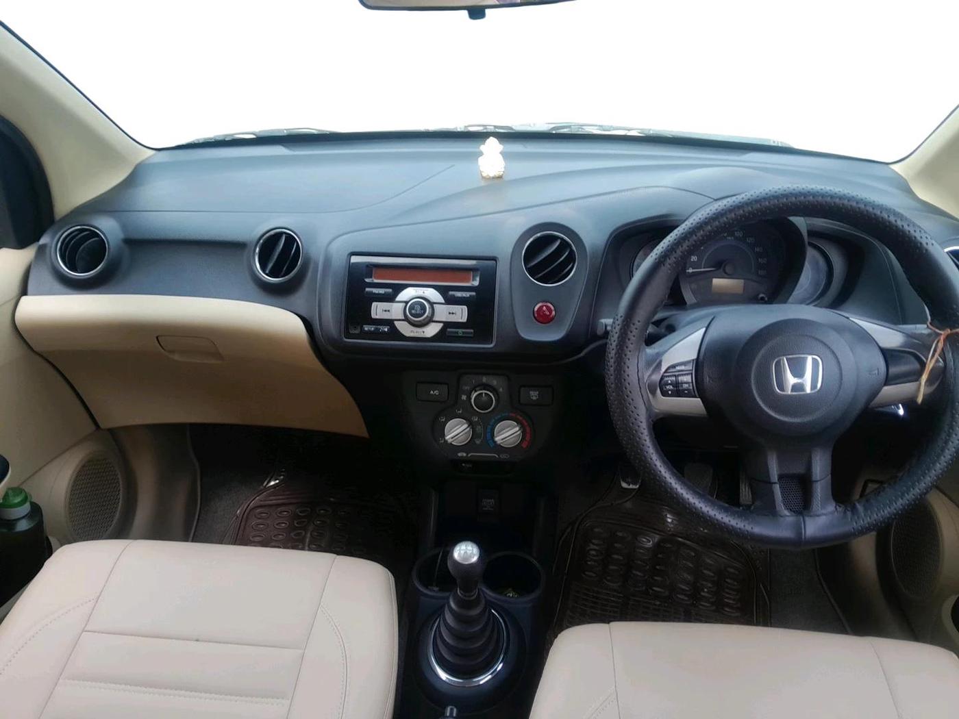 2014 Honda Brio S MT, Petrol, Manual, 94,401 km, interior