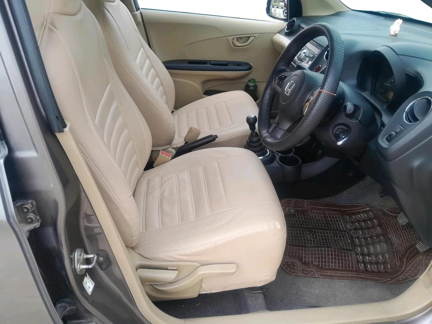 2014 Honda Brio S MT, Petrol, Manual, 94,401 km, interior