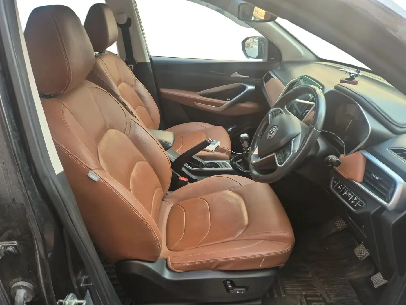 2022 MG HECTOR PLUS SHARP 2.0 DIESEL TURBO MT 6-STR, Diesel, Manual, 50,762 km, interior