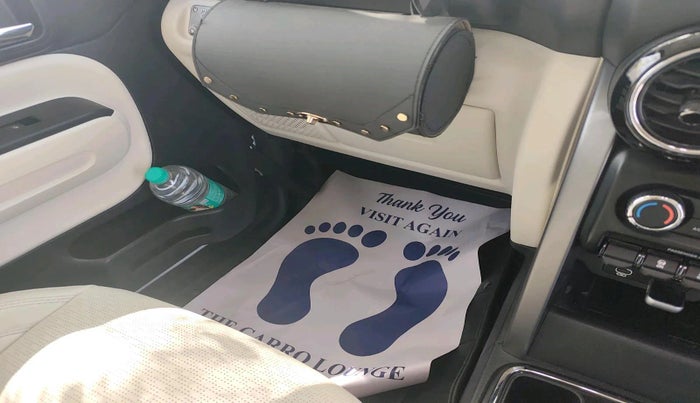 2024 Mahindra Thar Roxx MX5 Diesel MT 2WD, Diesel, Manual, 6,113 km, interior