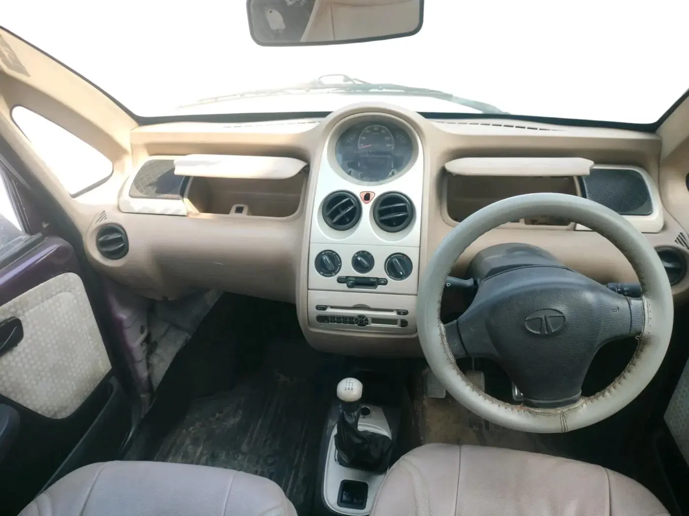 2014 Tata Nano TWIST XT, Petrol, Manual, 43,553 km, interior