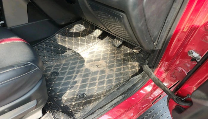 2022 Mahindra Thar LX HARD TOP 4WD MT, Diesel, Manual, 52,022 km, interior