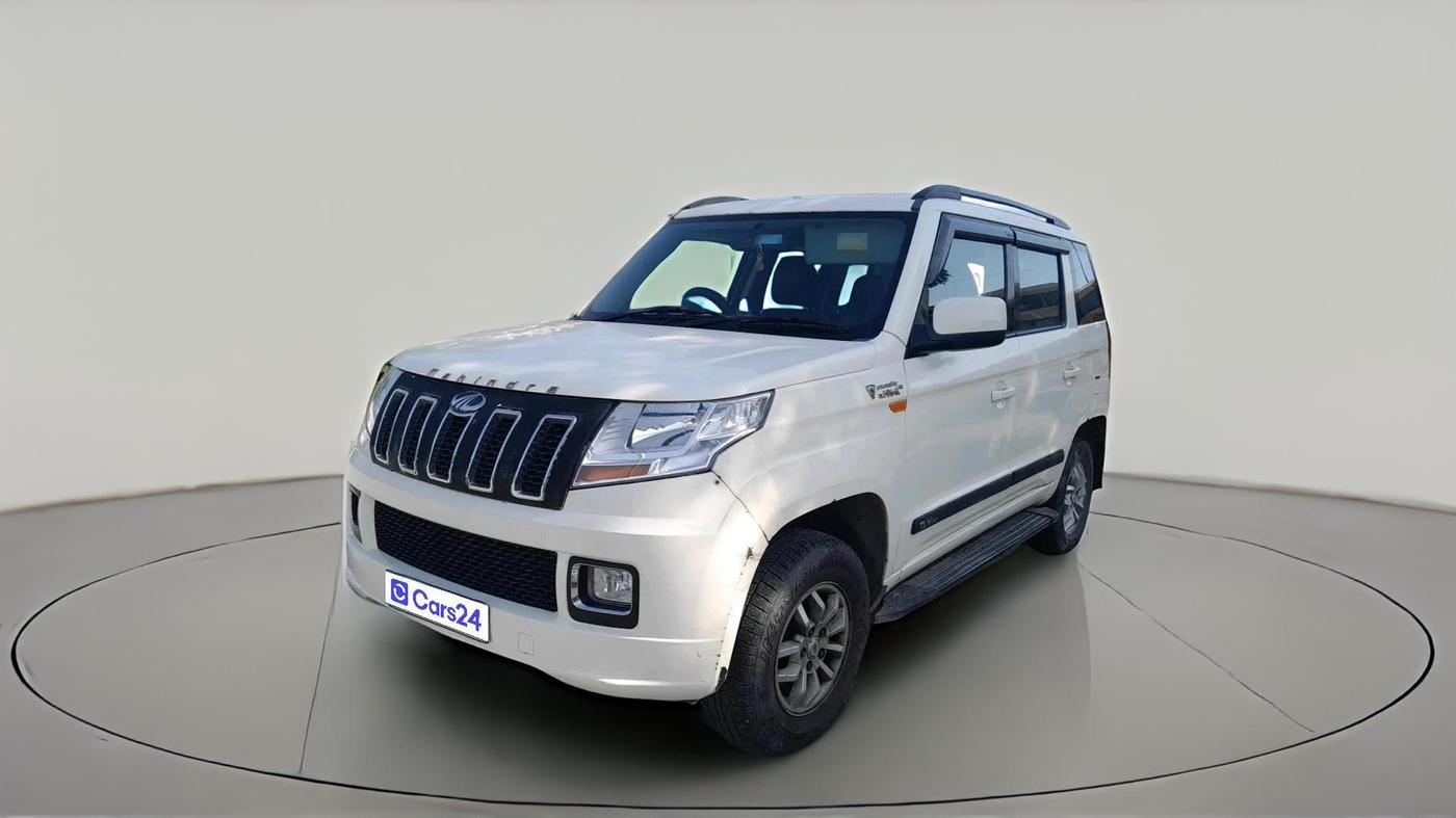 2016 Mahindra TUV300 T8 AMT, Diesel, Automatic, 92,401 km, exterior