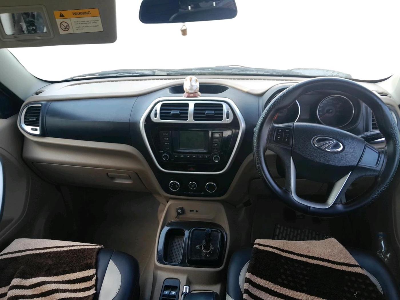 2016 Mahindra TUV300 T8 AMT, Diesel, Automatic, 92,401 km, interior