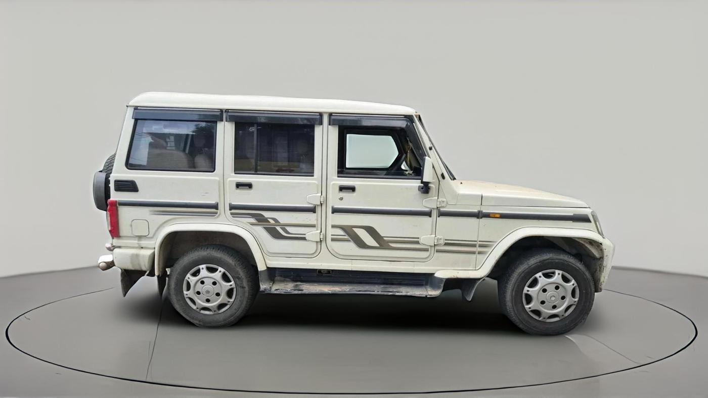 2021 Mahindra Bolero B6 (O), Diesel, Manual, 1,20,676 km, exterior