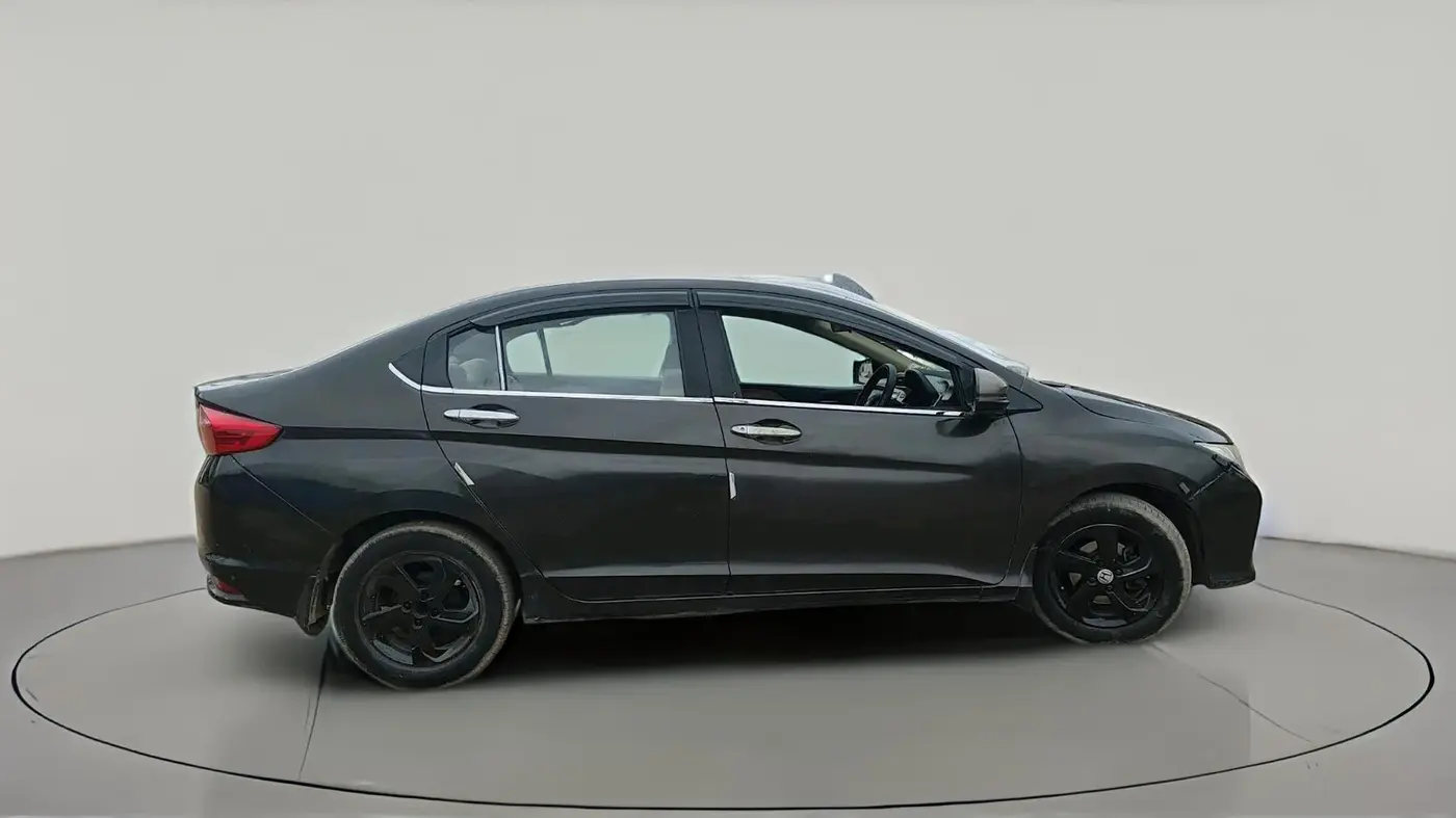 2015 Honda City 1.5L I-DTEC V, Diesel, Manual, 86,542 km, exterior