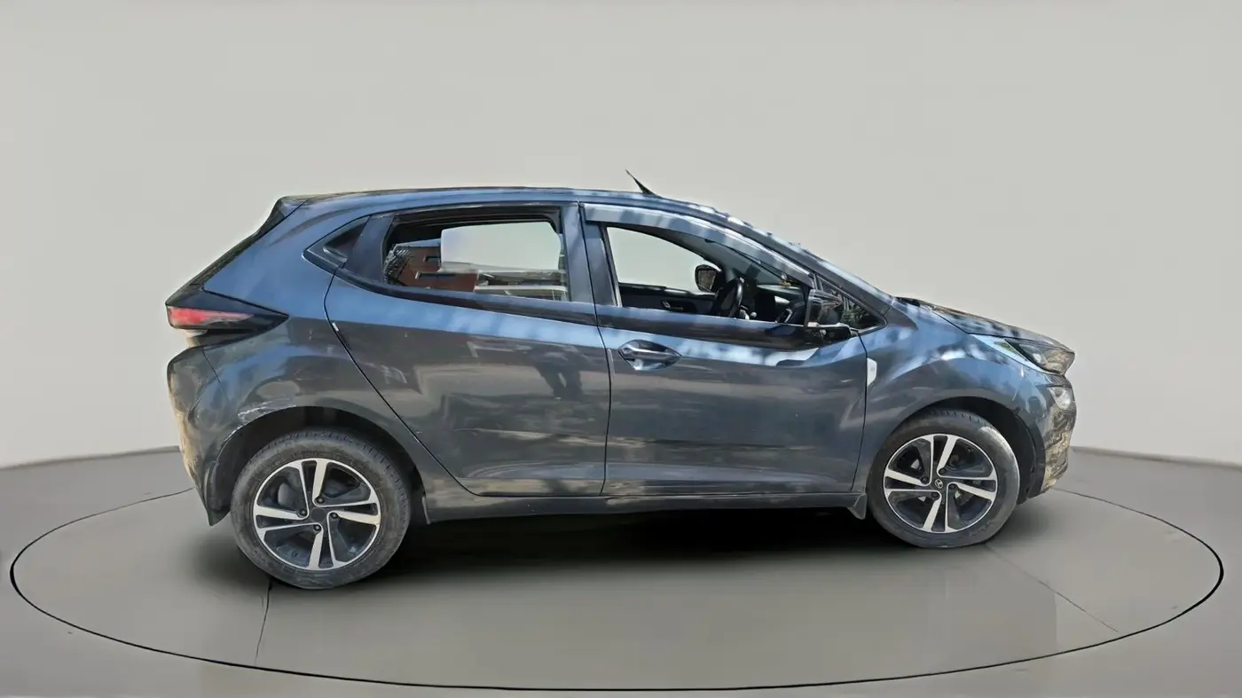 2021 Tata ALTROZ XZ PETROL, Petrol, Manual, 1,28,360 km, exterior