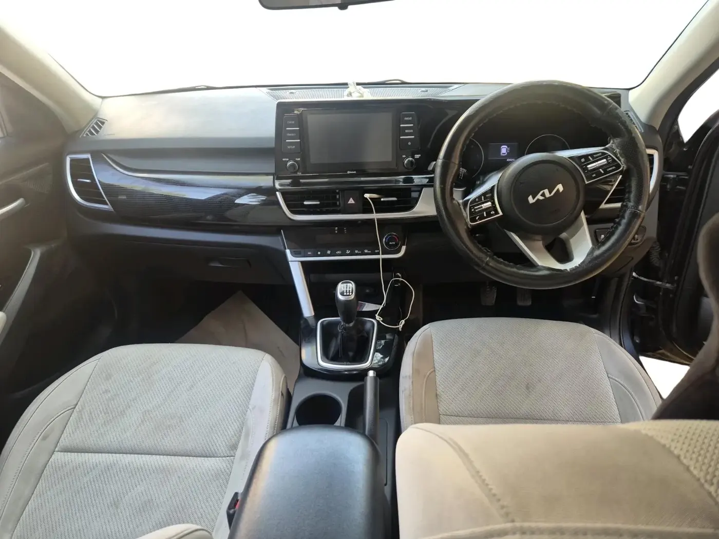 2022 KIA SELTOS HTK PLUS 1.5 DIESEL IMT, Diesel, Manual, 49,925 km, interior