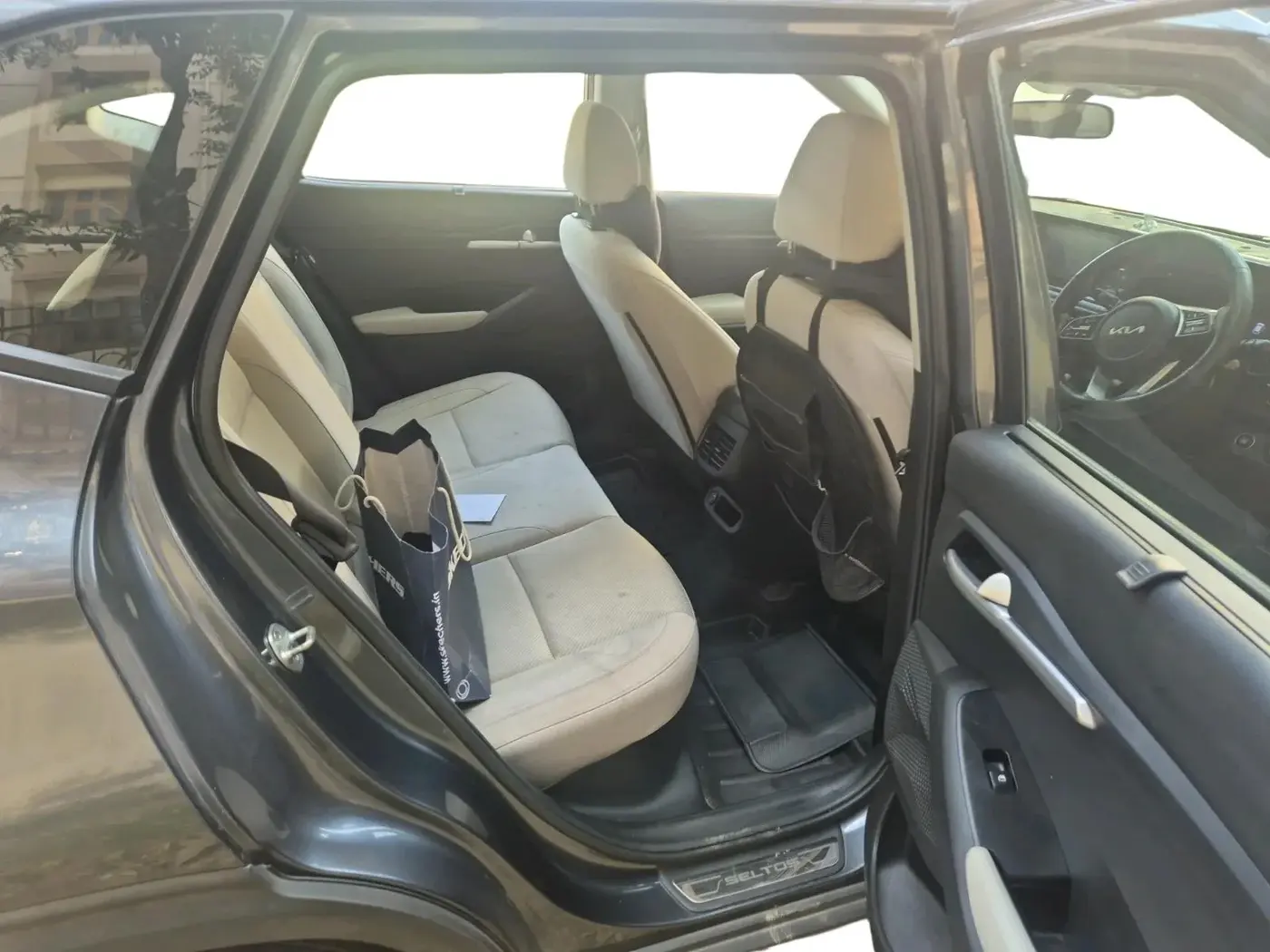 2022 KIA SELTOS HTK PLUS 1.5 DIESEL IMT, Diesel, Manual, 49,925 km, interior