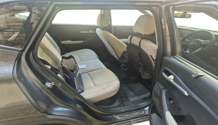 2022 KIA SELTOS HTK PLUS 1.5 DIESEL IMT, Diesel, Manual, 49,925 km, interior