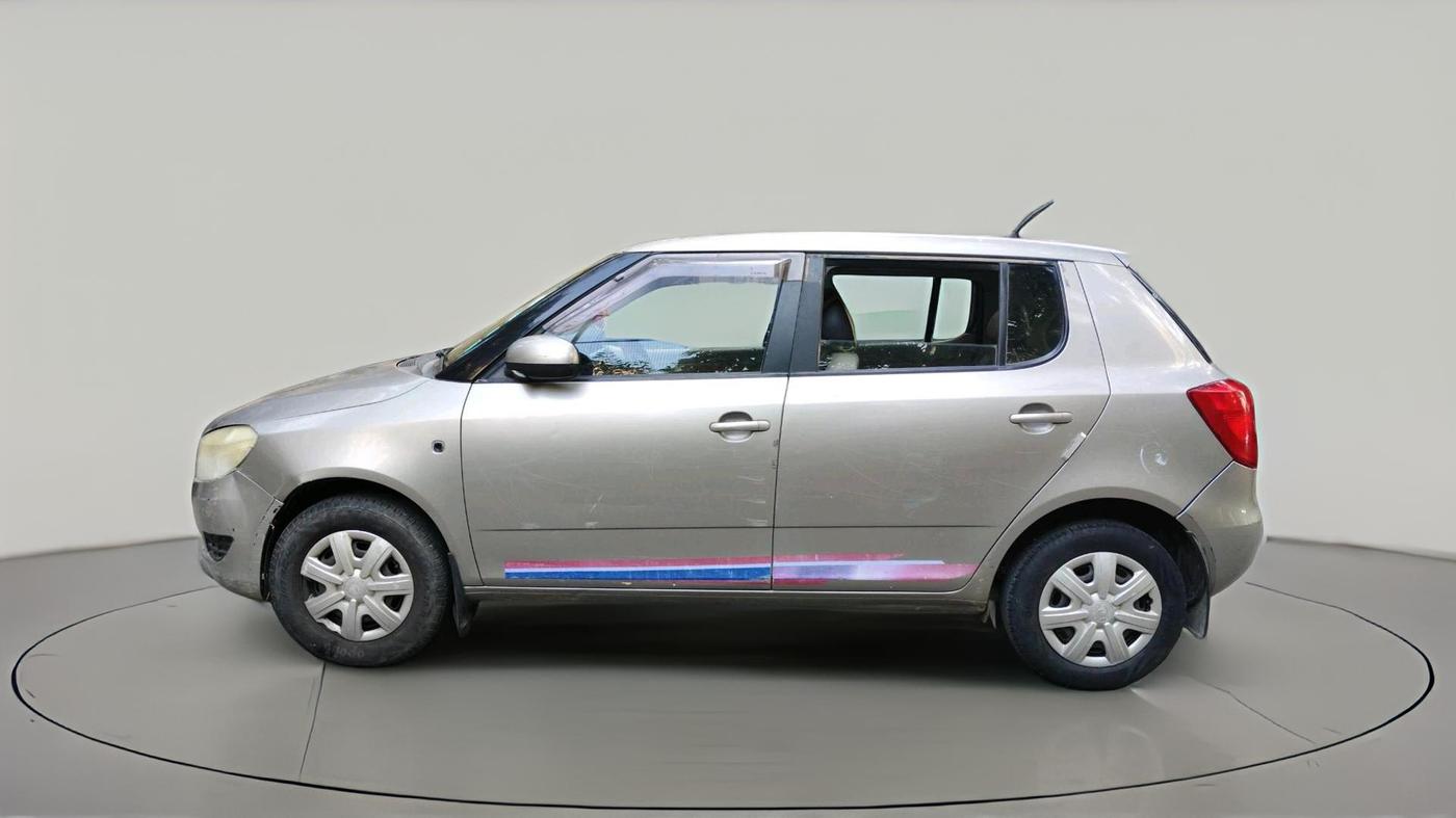 2011 Skoda Fabia AMBITION PLUS 1.2 MPI, Petrol, Manual, 94,803 km, exterior