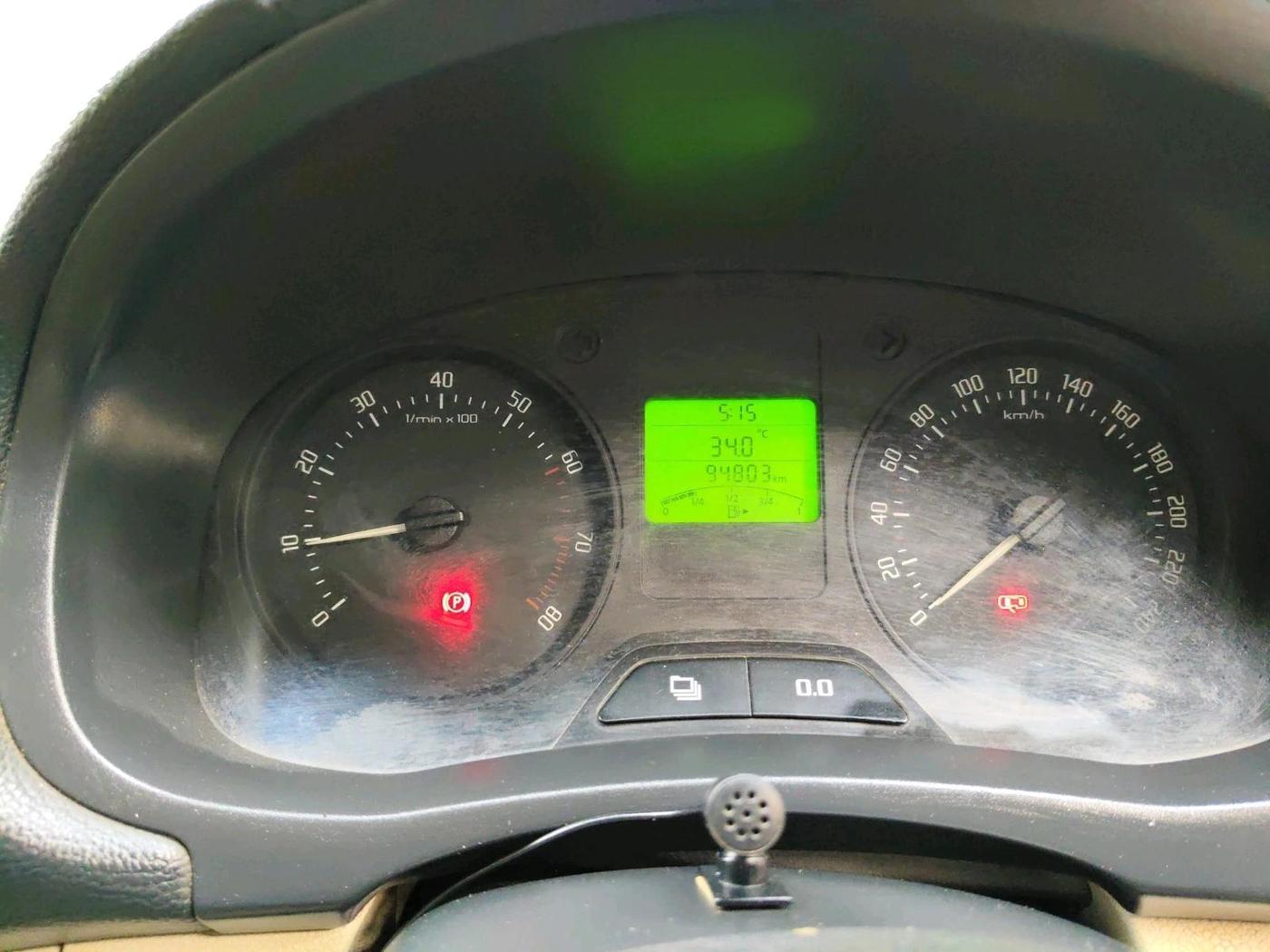 2011 Skoda Fabia AMBITION PLUS 1.2 MPI, Petrol, Manual, 94,803 km, interior