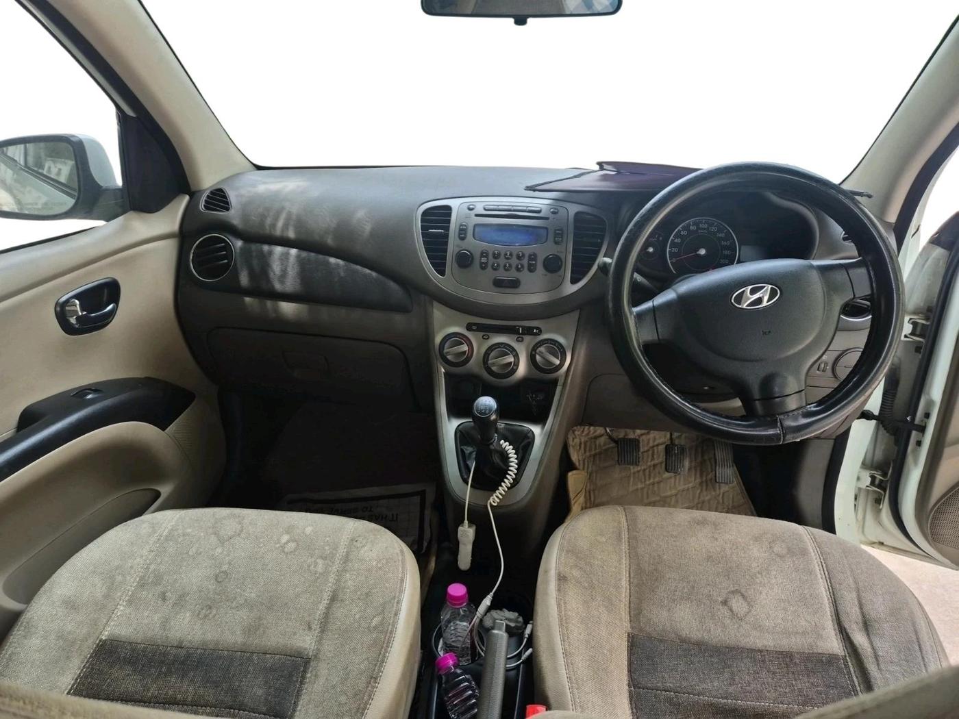 2012 Hyundai i10 SPORTZ 1.2, Petrol, Manual, 71,571 km, interior
