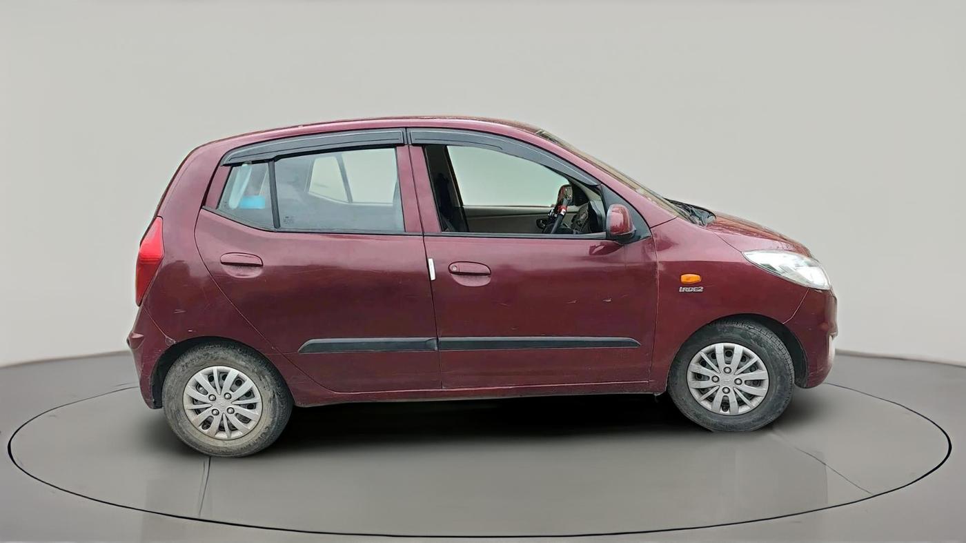 2016 Hyundai i10 SPORTZ 1.1, Petrol, Manual, 67,213 km, exterior