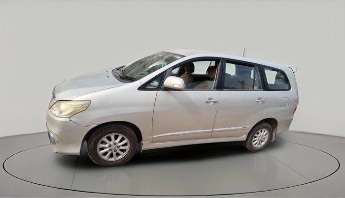 2014 Toyota Innova 2.5 VX 8 STR, Diesel, Manual, 1,36,218 km, exterior