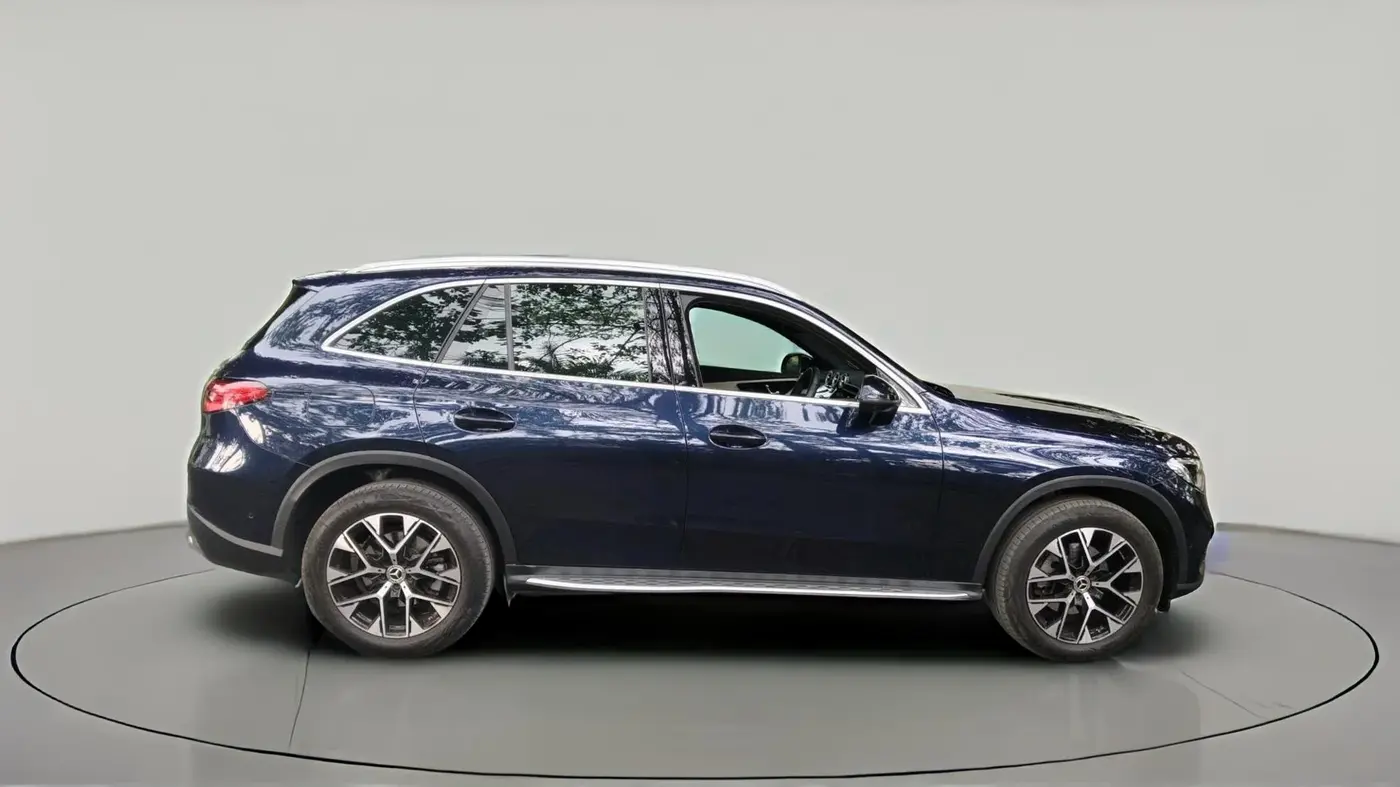 2023 Mercedes Benz GLC CLASS 300 4MATIC, Petrol, Automatic, 9,405 km, exterior