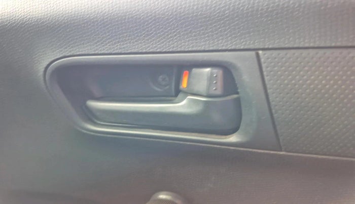 2015 Maruti Swift Dzire TOUR DIESEL, Diesel, Manual, 1,02,086 km, interior