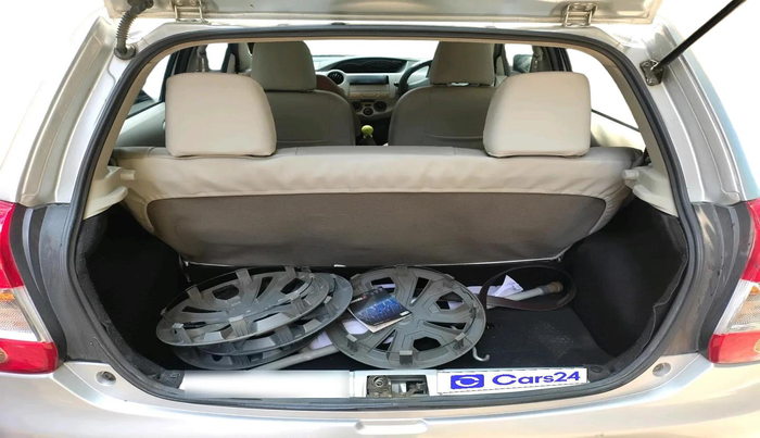 2016 Toyota Etios Liva G, Petrol, Manual, 98,413 km, exterior