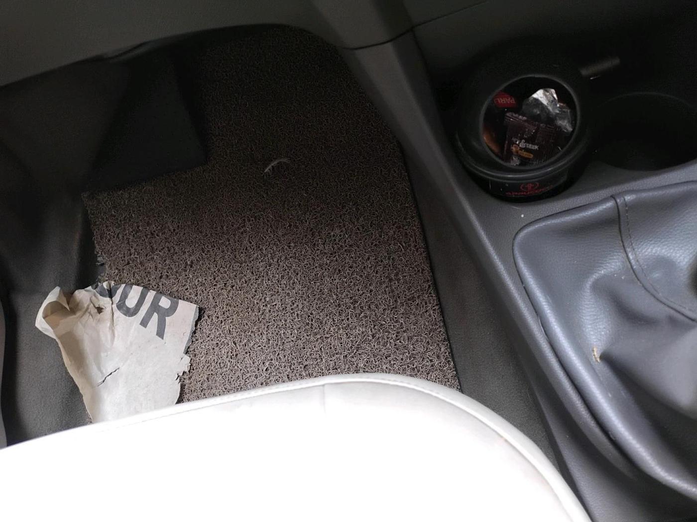 2016 Toyota Etios Liva G, Petrol, Manual, 98,413 km, interior