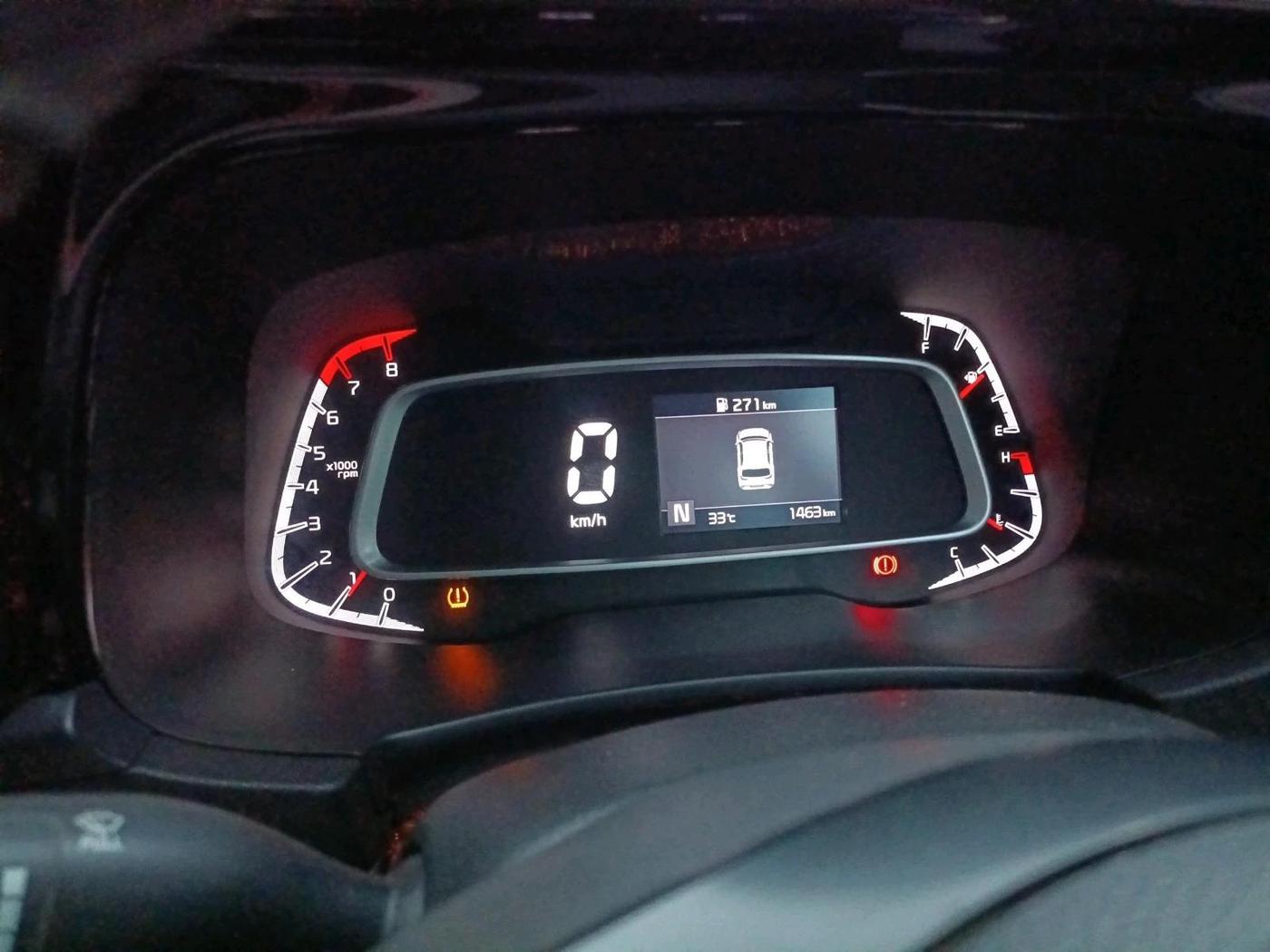 2023 KIA SONET HTK PLUS 1.0 IMT, Petrol, Manual, 1,463 km, interior