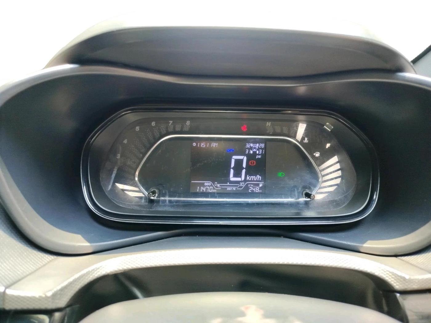 2023 Tata NEXON XZ PLUS PETROL SUNROOF DARK EDITION, Petrol, Manual, 11,470 km, interior
