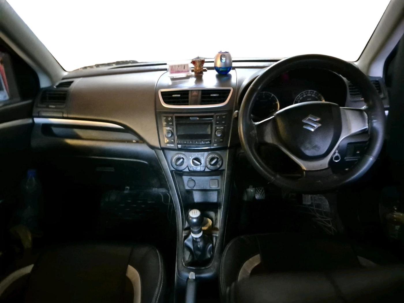 2016 Maruti Swift VDI, Diesel, Manual, 95,227 km, interior
