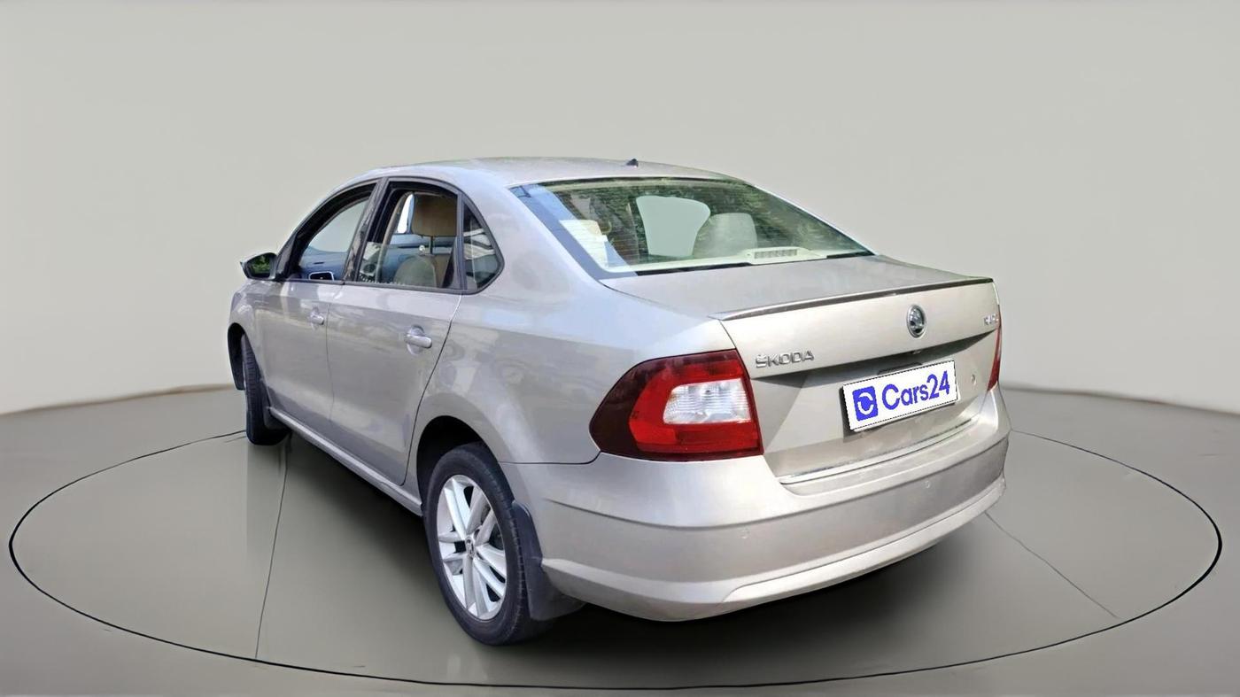 2018 Skoda Rapid STYLE 1.6 MPI, Petrol, Manual, 58,192 km, exterior